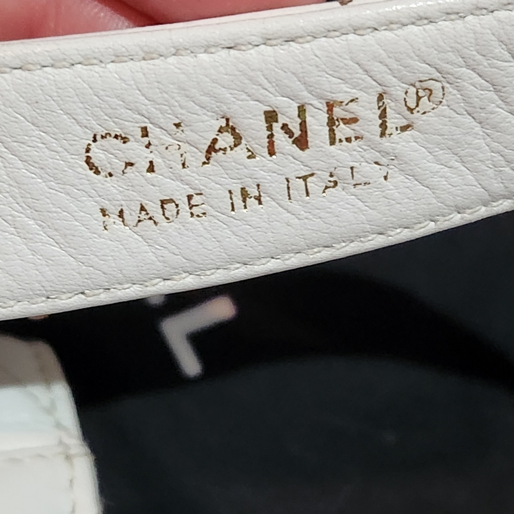 Auth Chanel Vintage Belt Bag - Picture 9 of 12